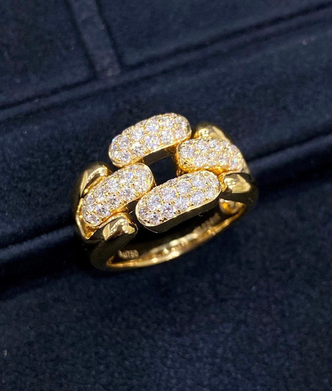 18K Diamond Ring