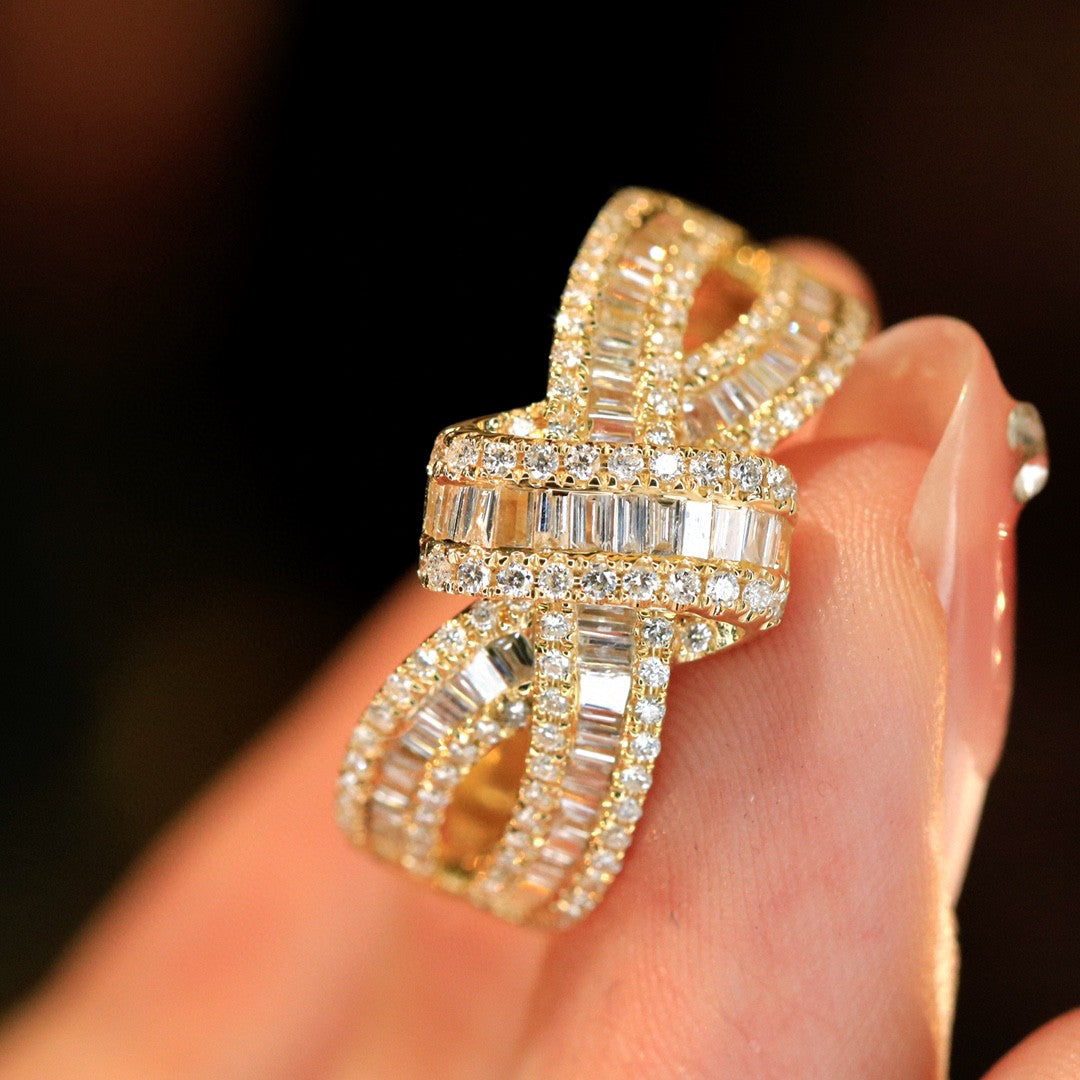 18K Diamond Ring