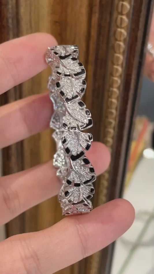 18K Diamond Bangle